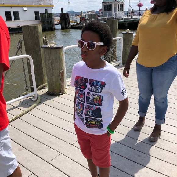 Meet your Posher, Kandace - Picture 3 of 5